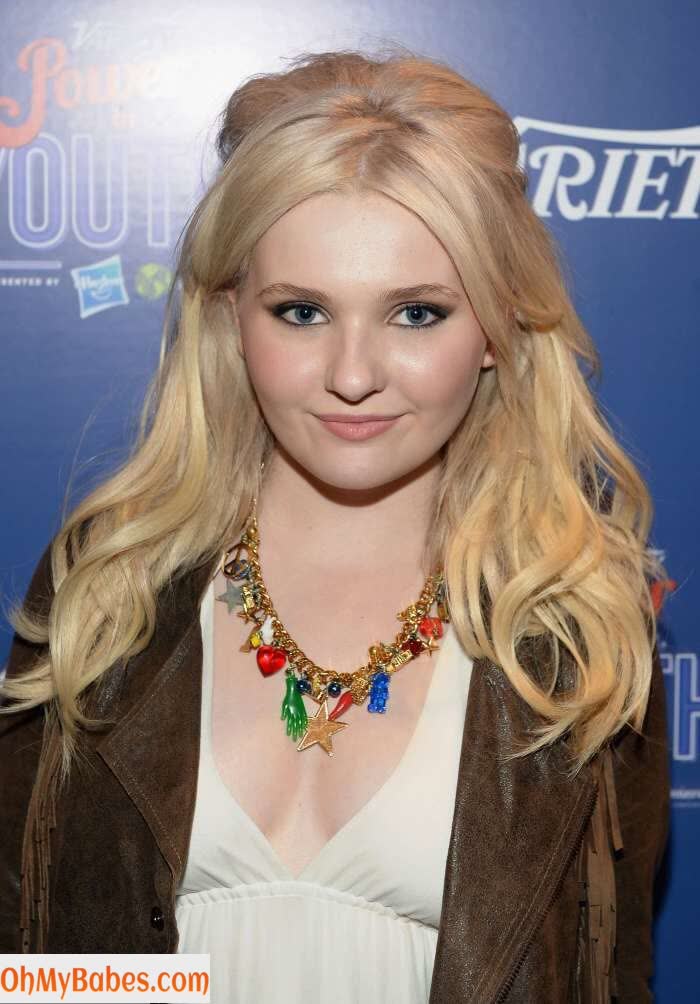 Abigail Breslin Nude Leaked photo #23 - OhMyBabes