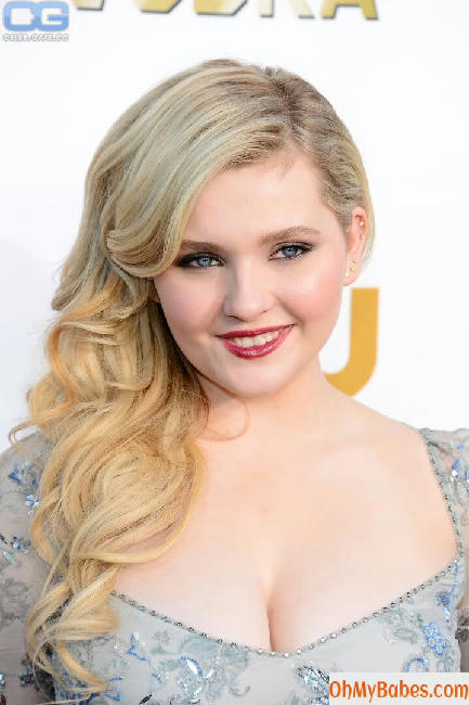 Abigail Breslin Nude Leaked photo #6 - OhMyBabes