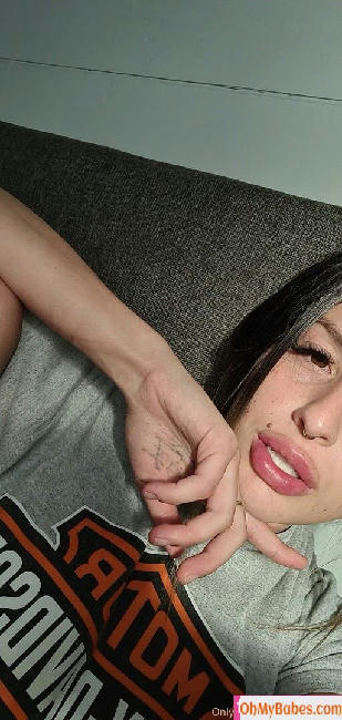 adelezora-leefree OnlyFans leaked photo #2 - OhMyBabes