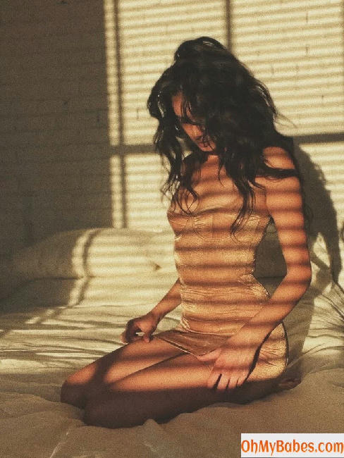 Alice Greczyn Nude Leaked photo #30 - OhMyBabes