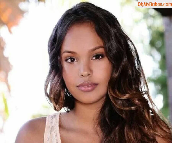 Alisha Boe avatar