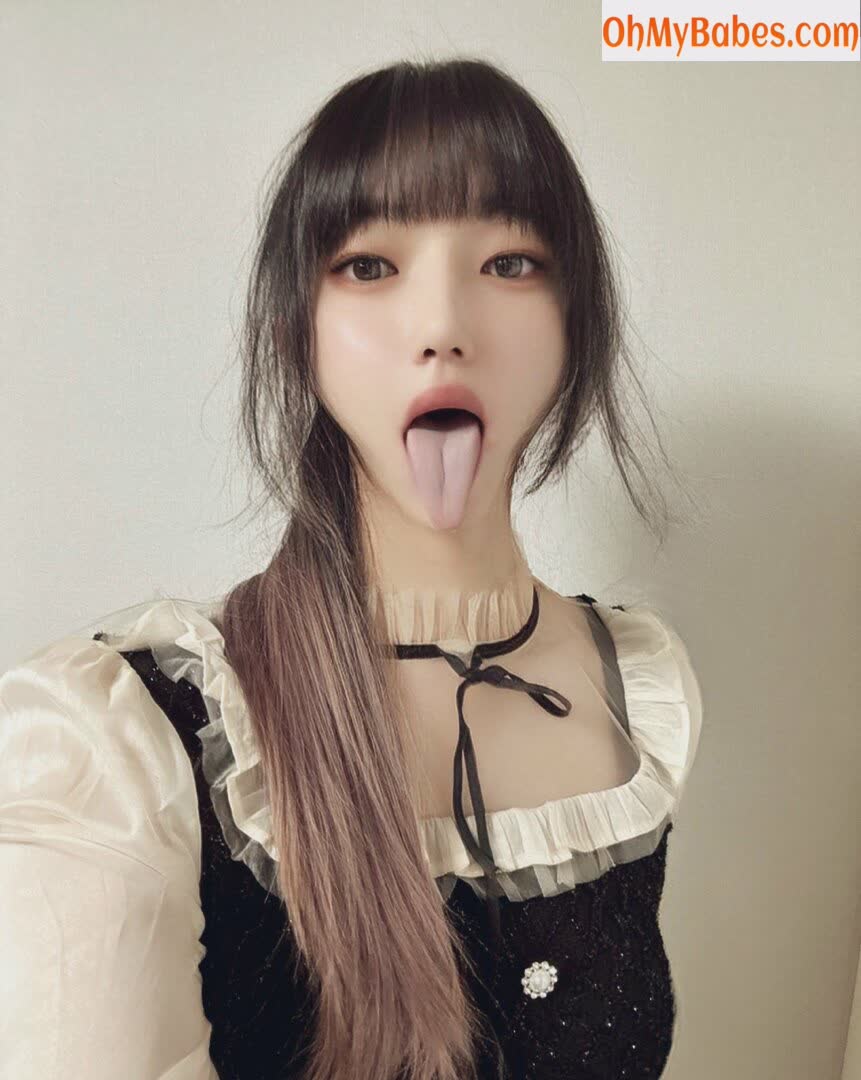 Ayoung OnlyFans leaked photo #4 - OhMyBabes