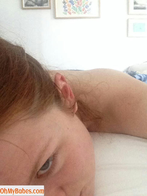 Bonnie Wright Nude Leaked photo #5 - OhMyBabes