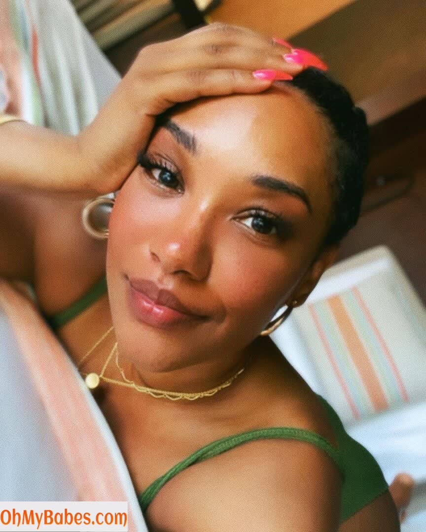 Candice Patton Nude Leaked photo #48 - OhMyBabes