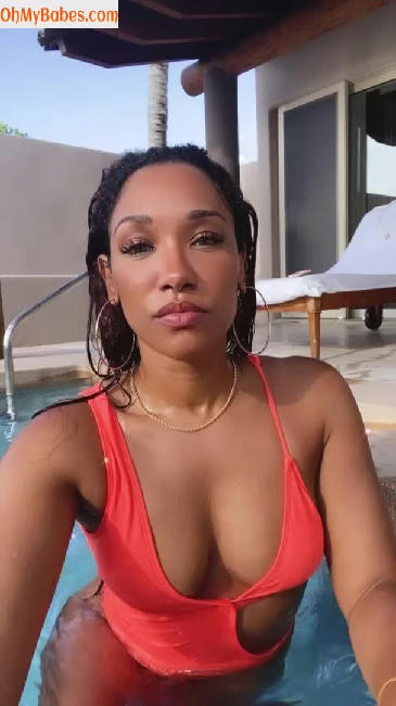 Candice Patton Nude Leaked photo #5 - OhMyBabes