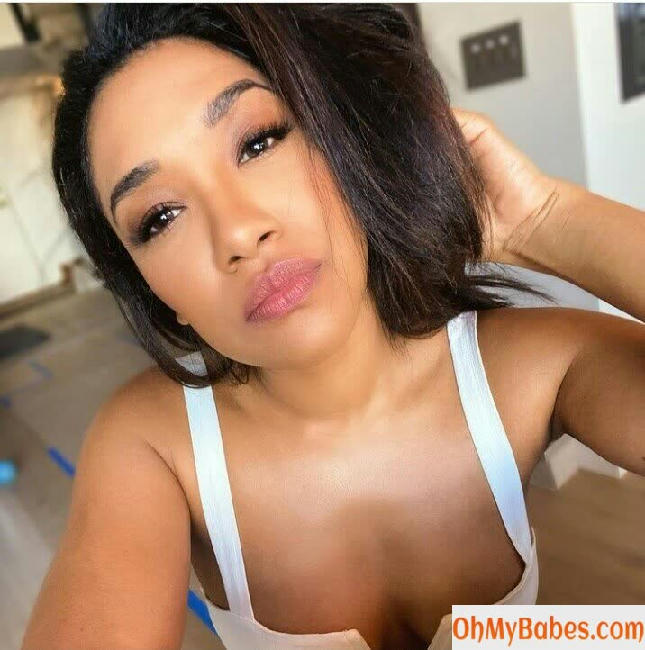 Candice Patton Nude Leaked photo #21 - OhMyBabes