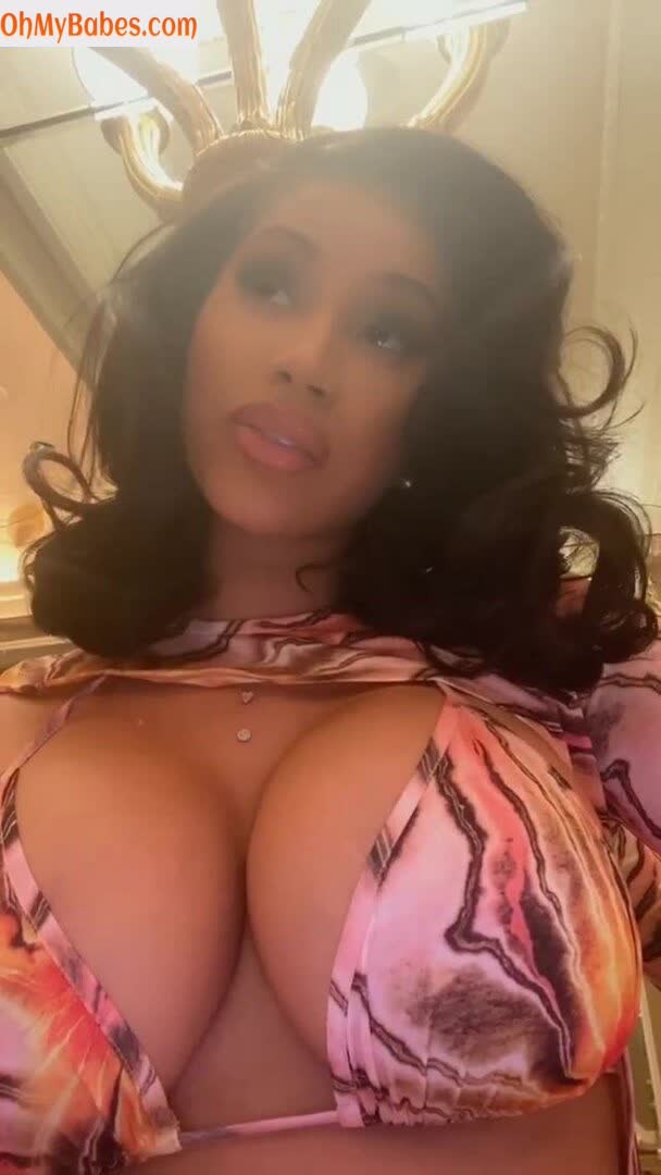 Cardi B Nude Leaked photo #6 - OhMyBabes