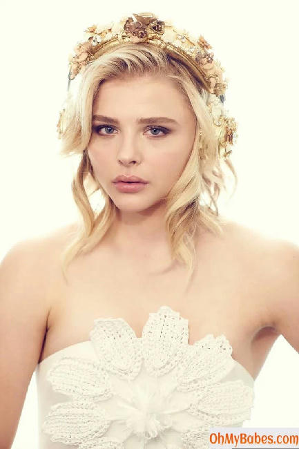 Chloe Grace Moretz Nude Leaked photo #13 - OhMyBabes