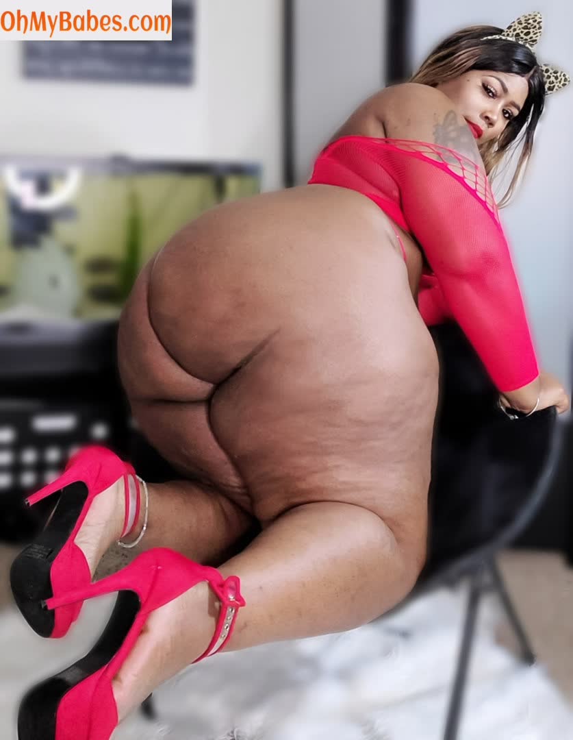 Chrisycurves OnlyFans leaked photo #11 - OhMyBabes