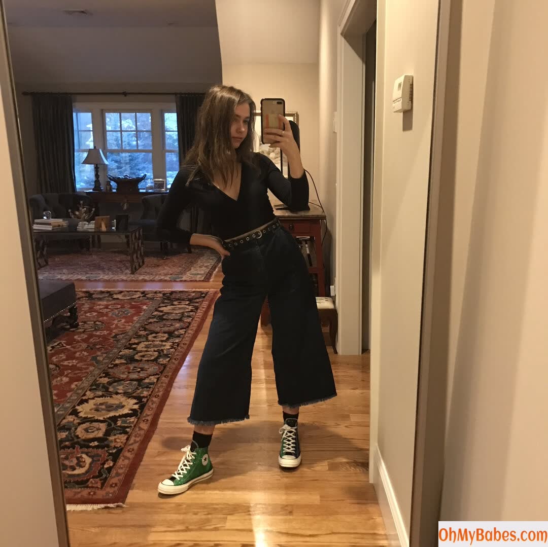 Clairo OnlyFans leaked photo #4 - OhMyBabes