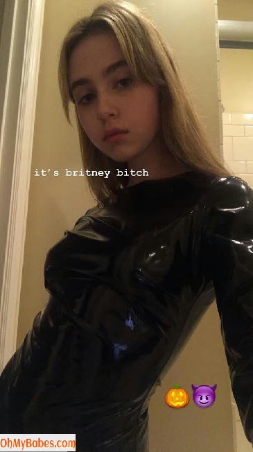 Clairo OnlyFans leaked photo #14 - OhMyBabes