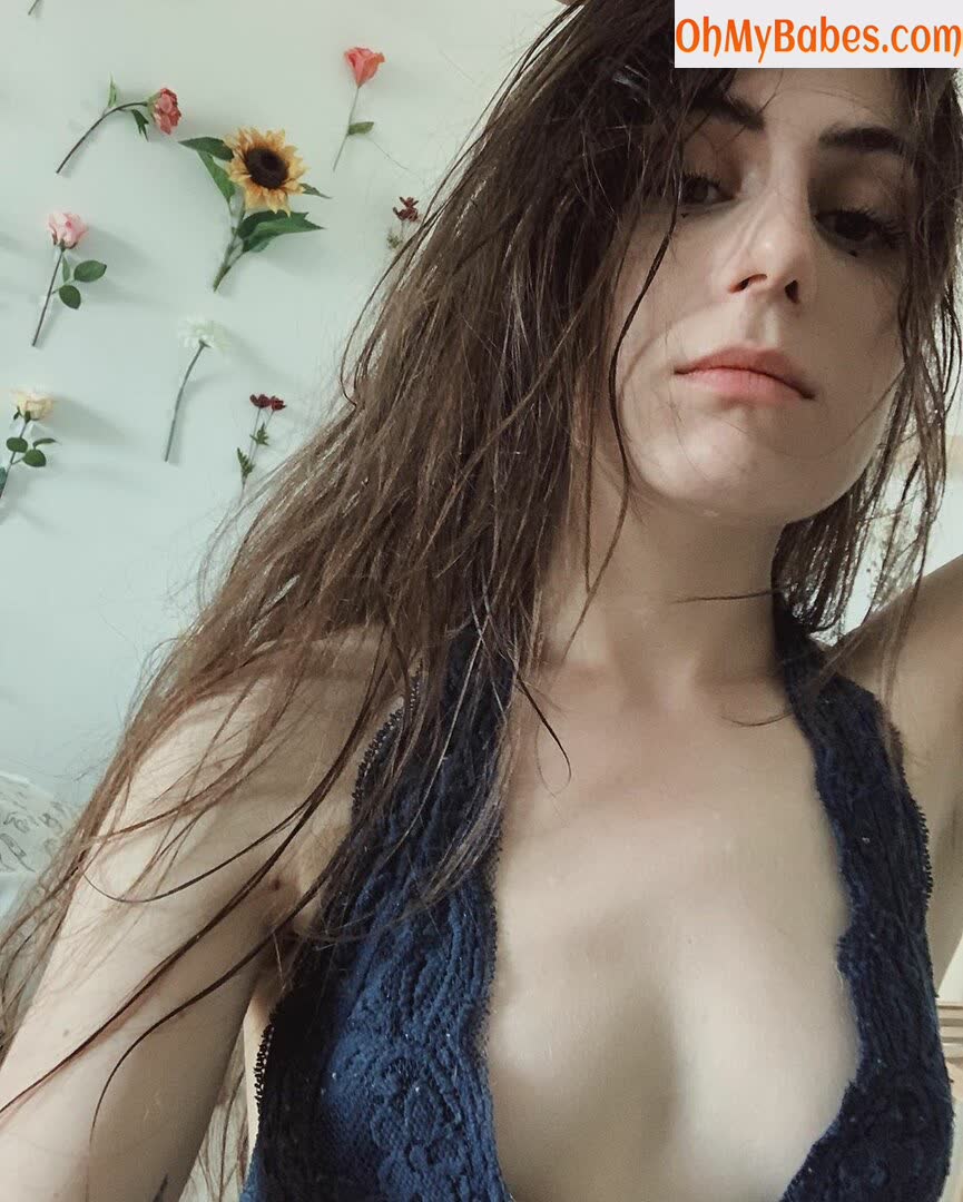 Dodie Clark OnlyFans leaked photo #19 - OhMyBabes