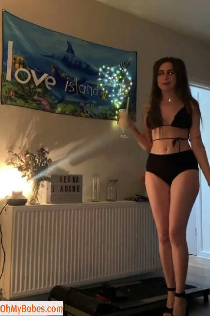 Dodie Clark OnlyFans leaked photo #2 - OhMyBabes