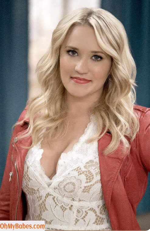 Emily Osment Nude Leaked photo #137 - OhMyBabes