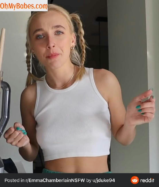 Emma Chamberlain Nude Leaked photo #3 - OhMyBabes