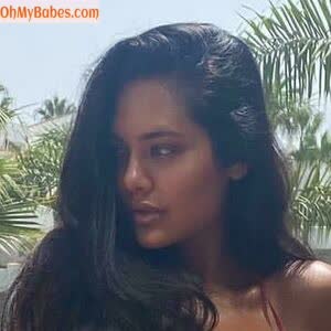 Esha Gupta Nude Leaked photo #6 - OhMyBabes