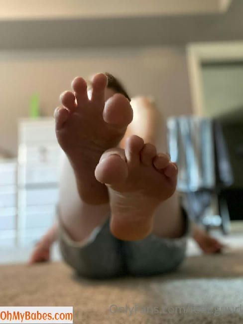 feet.guurl Nude Leaked photo #5 - OhMyBabes