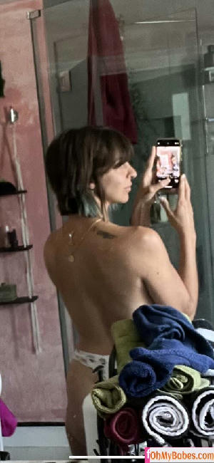 Gabbie Hanna Nude Leaked photo #24 - OhMyBabes