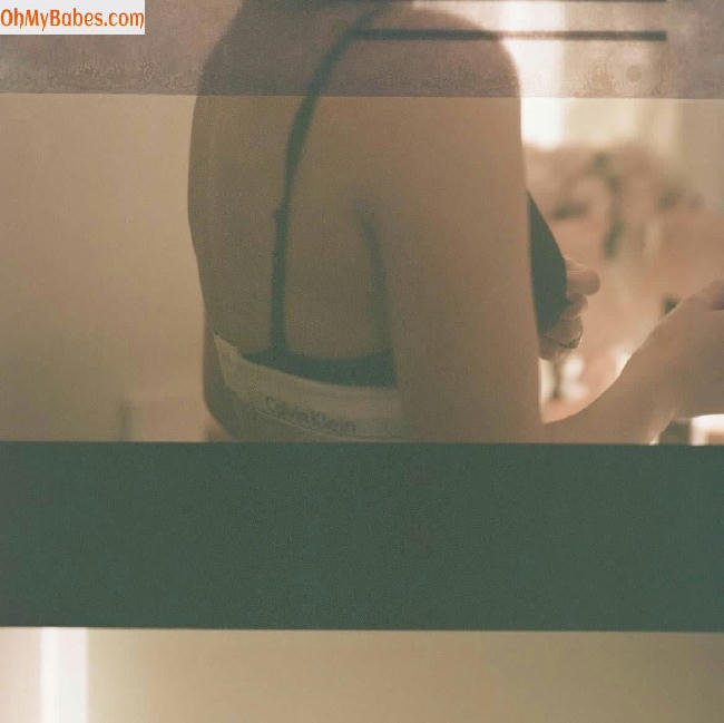 Iris Apatow Nude Leaked photo #81 - OhMyBabes