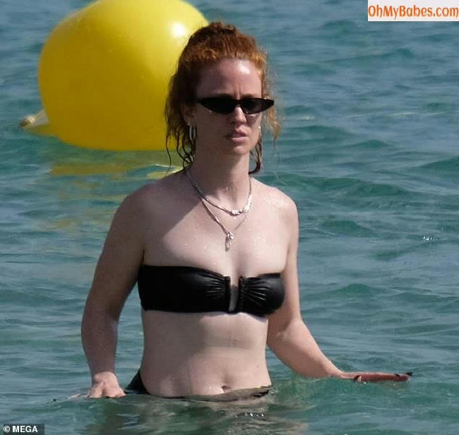 Jess Glynne OnlyFans leaked photo #27 - OhMyBabes