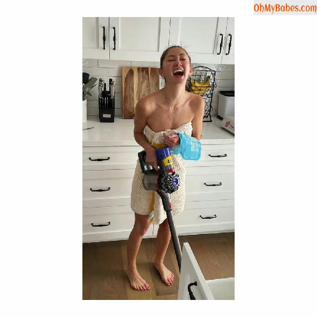 Kimiko Glenn OnlyFans leaked photo #68 - OhMyBabes