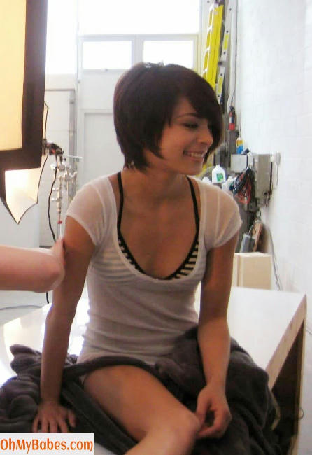 Kristin Kreuk Nude Leaked photo #16 - OhMyBabes