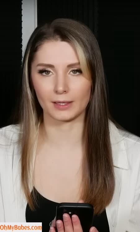 Lauren Southern Nude Leaked photo #13 - OhMyBabes