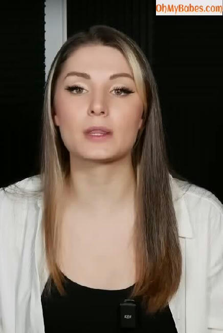 Lauren Southern Nude Leaked photo #11 - OhMyBabes