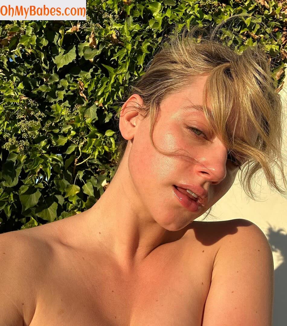 Lili Reinhart Nude Leaked photo #148 - OhMyBabes