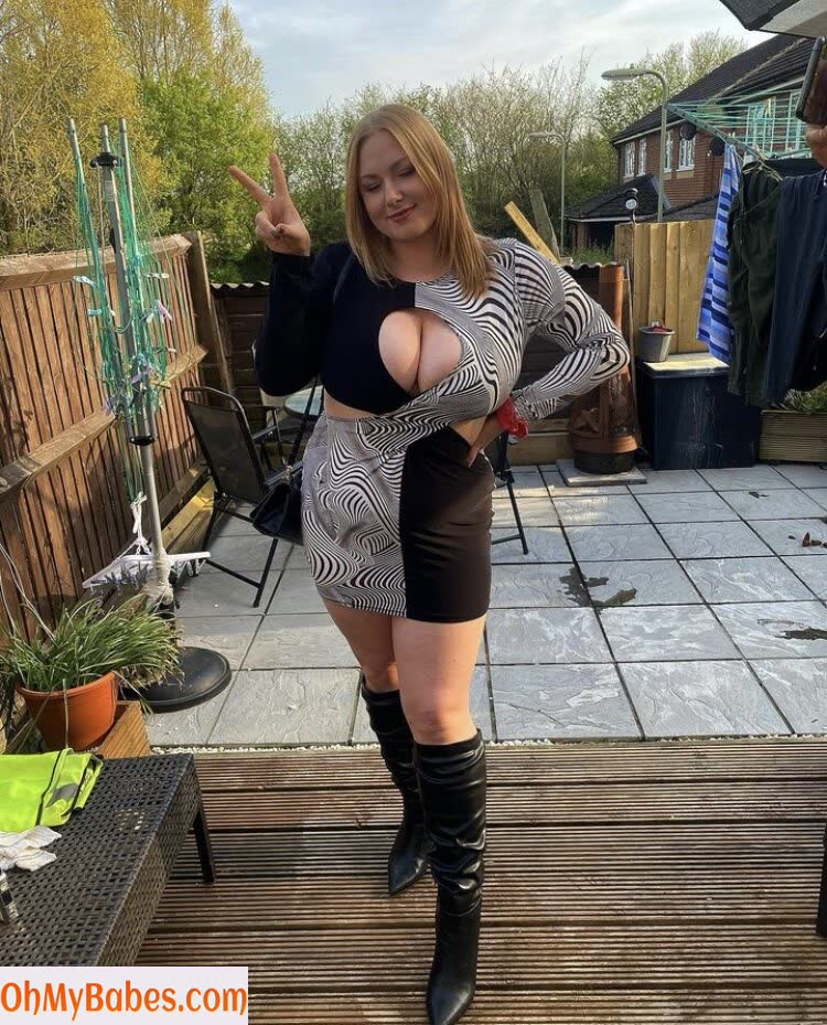 Lucy Whittingham OnlyFans leaked photo #11 - OhMyBabes