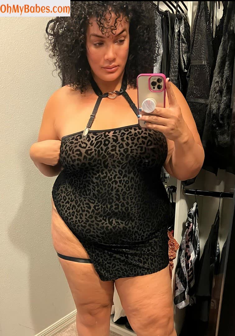 Nia Jax OnlyFans leaked photo #22 - OhMyBabes