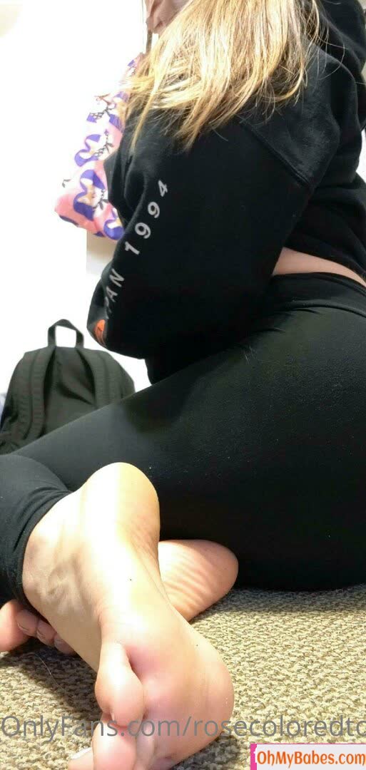 rosecoloredtoesfree OnlyFans leaked photo #3 - OhMyBabes