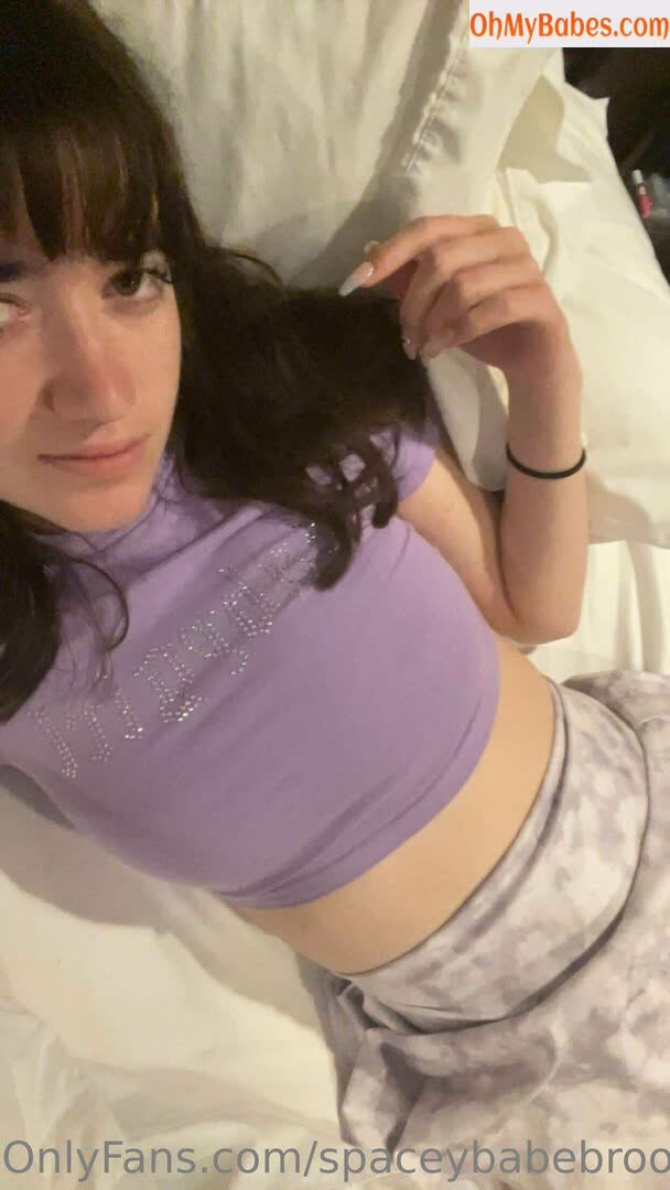 spaceybabebrooke OnlyFans leaked photo #33 - OhMyBabes