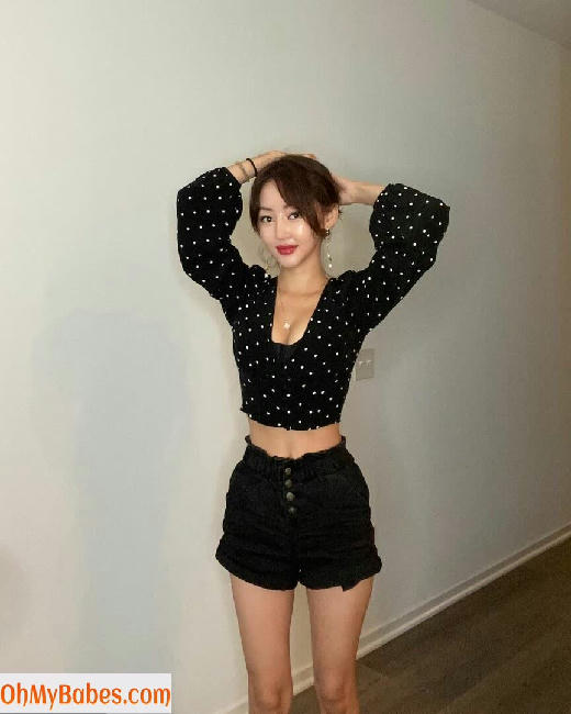 Yeonmi Park OnlyFans leaked photo #9 - OhMyBabes