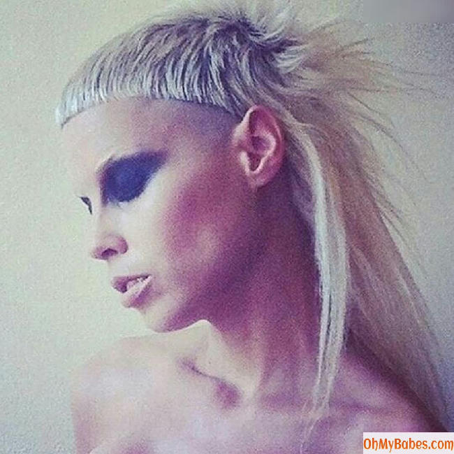 Yolandi Visser avatar