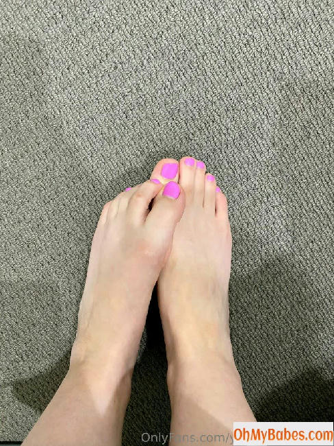 yourstrulymsfeet avatar